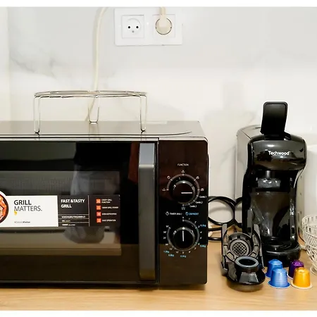 Qhome 4 - F2 Entre Paris Et - Parking Prive Apartment *